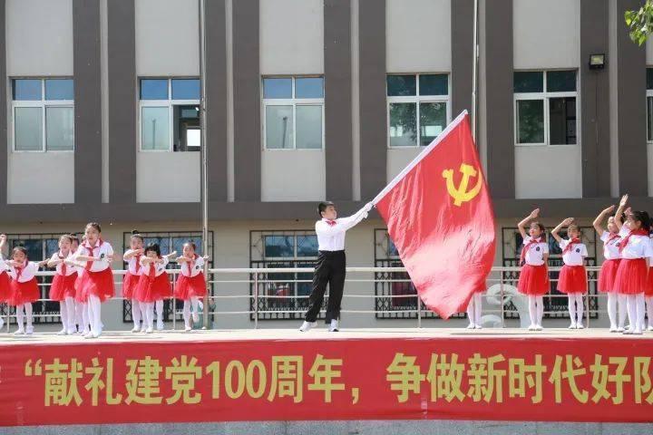 挑选艺术涂料的时候有哪些注意事项呢？